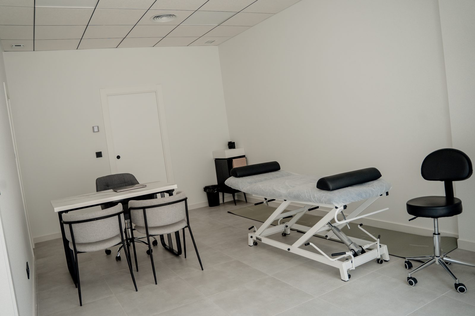 Sala de tratamiento del centro evolutiondf en Novelda